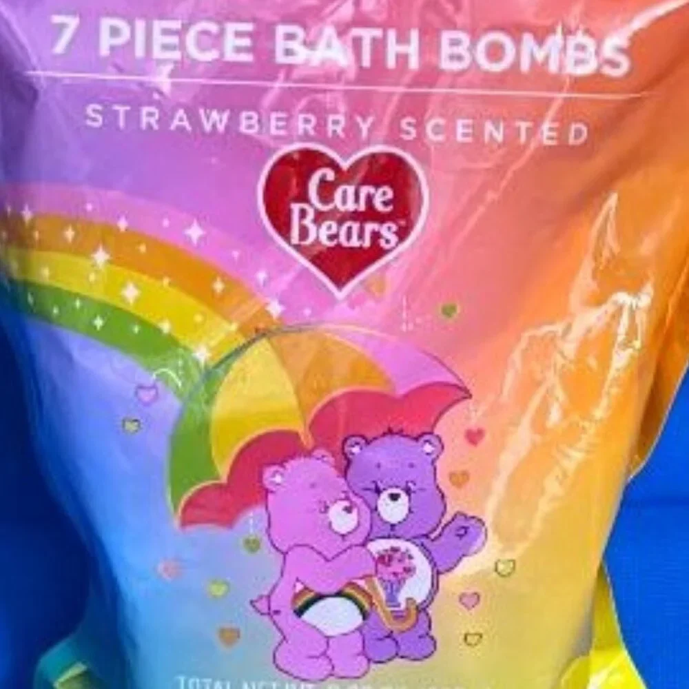 BRAND NEW CARE BEARS 7 PACK STRAWBERRY SCENTED BATH BOMBS ~ THESE SMELL SO GOOD!